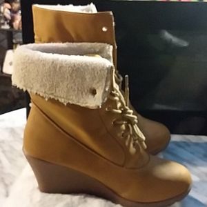 Ladies Boots